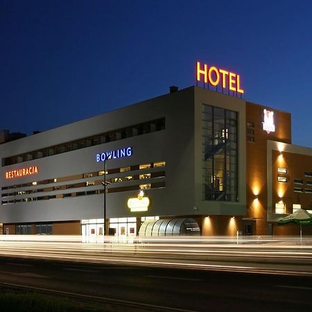 Quest Hotel - Dawniej Hotel Planeta 브르제스코 외부 사진