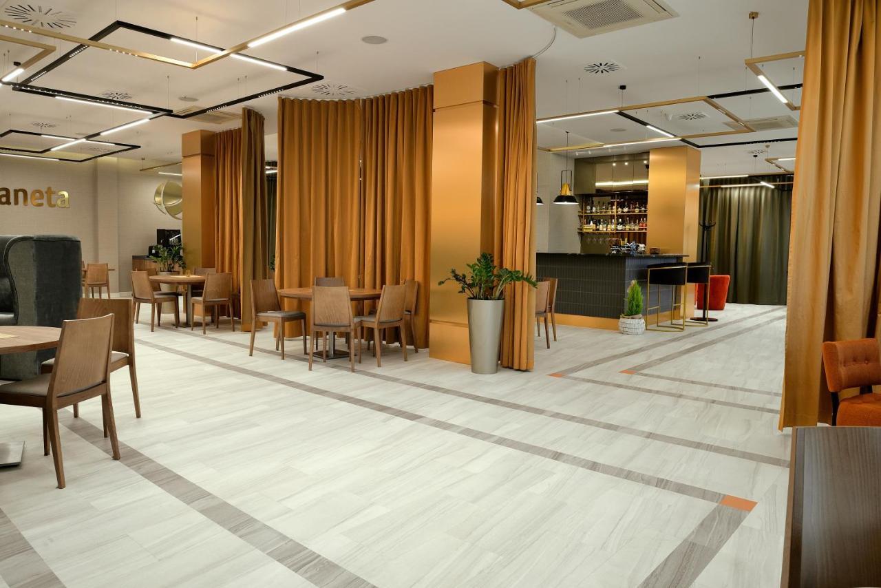 Quest Hotel - Dawniej Hotel Planeta 브르제스코 외부 사진