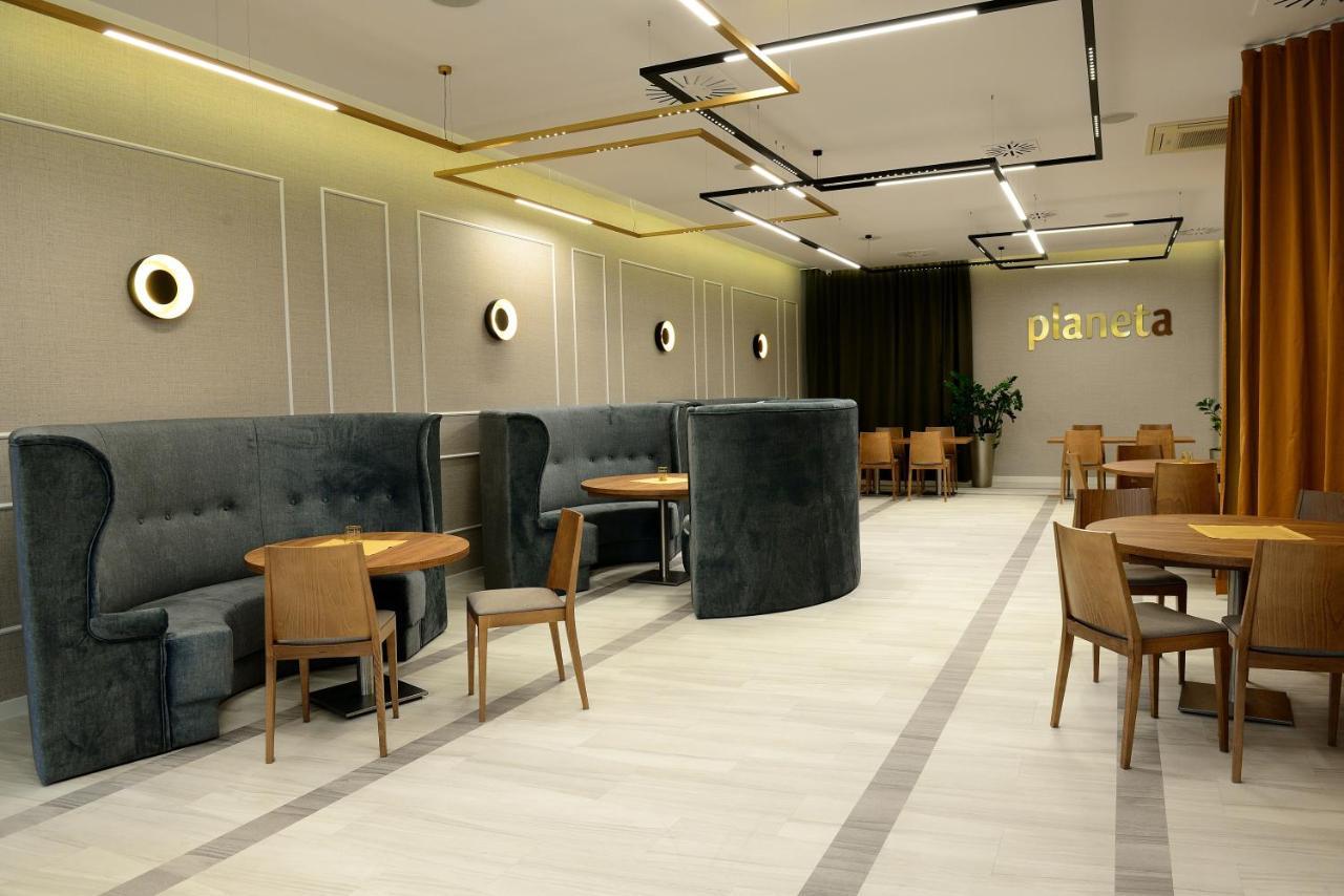 Quest Hotel - Dawniej Hotel Planeta 브르제스코 외부 사진