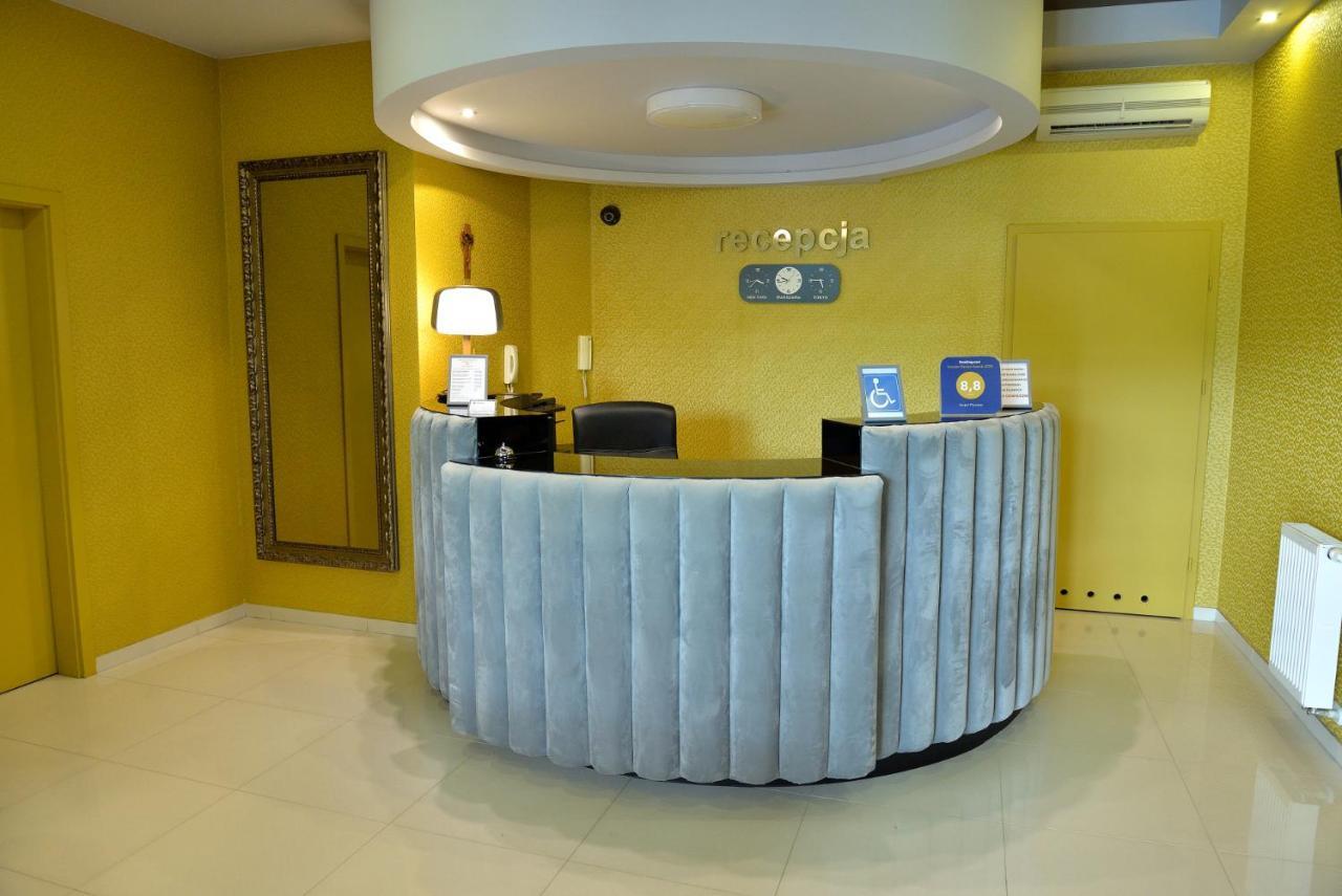 Quest Hotel - Dawniej Hotel Planeta 브르제스코 외부 사진