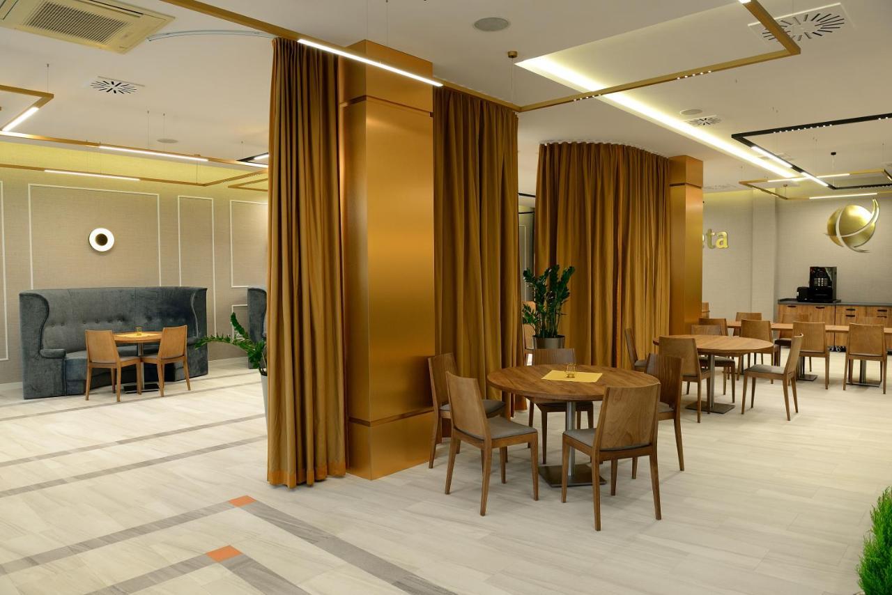 Quest Hotel - Dawniej Hotel Planeta 브르제스코 외부 사진
