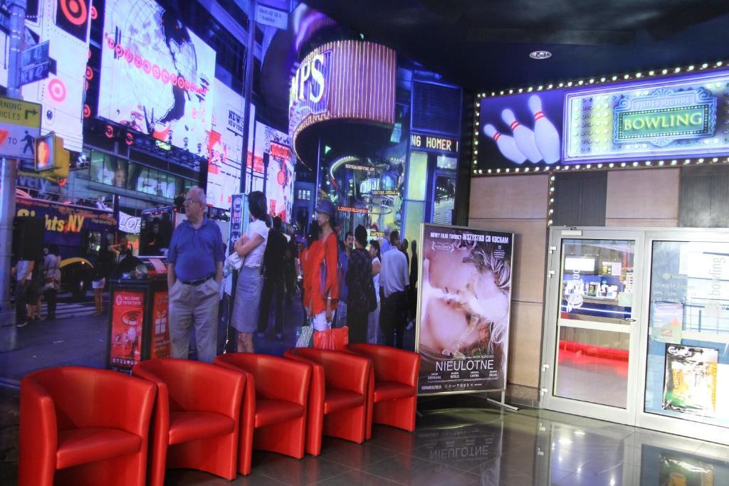 Quest Hotel - Dawniej Hotel Planeta 브르제스코 외부 사진